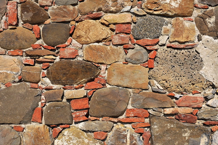 Ruderi in terra di Siena